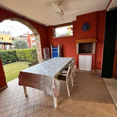 Emerald Apartment